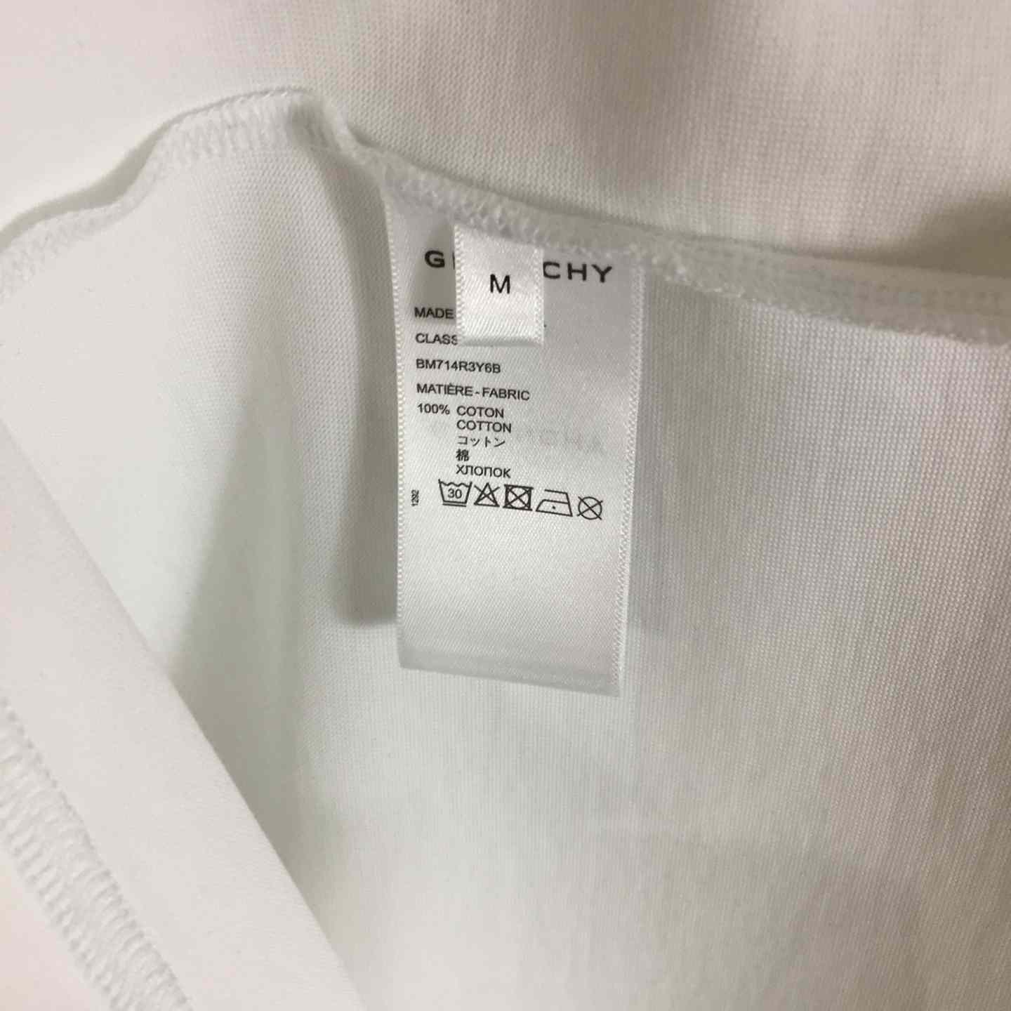Givenchy Logo Top - DopestKickz