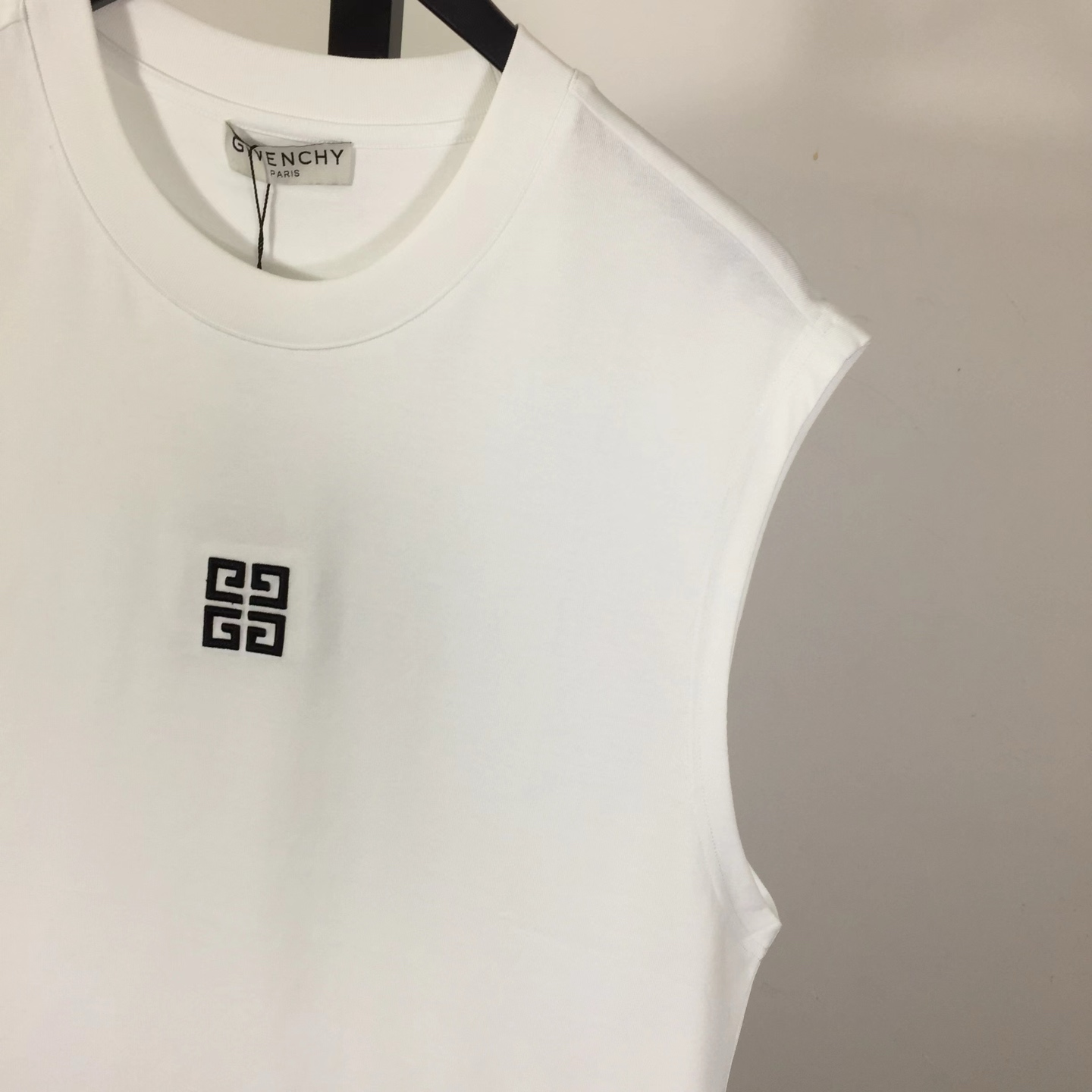 Givenchy Logo Top - DopestKickz