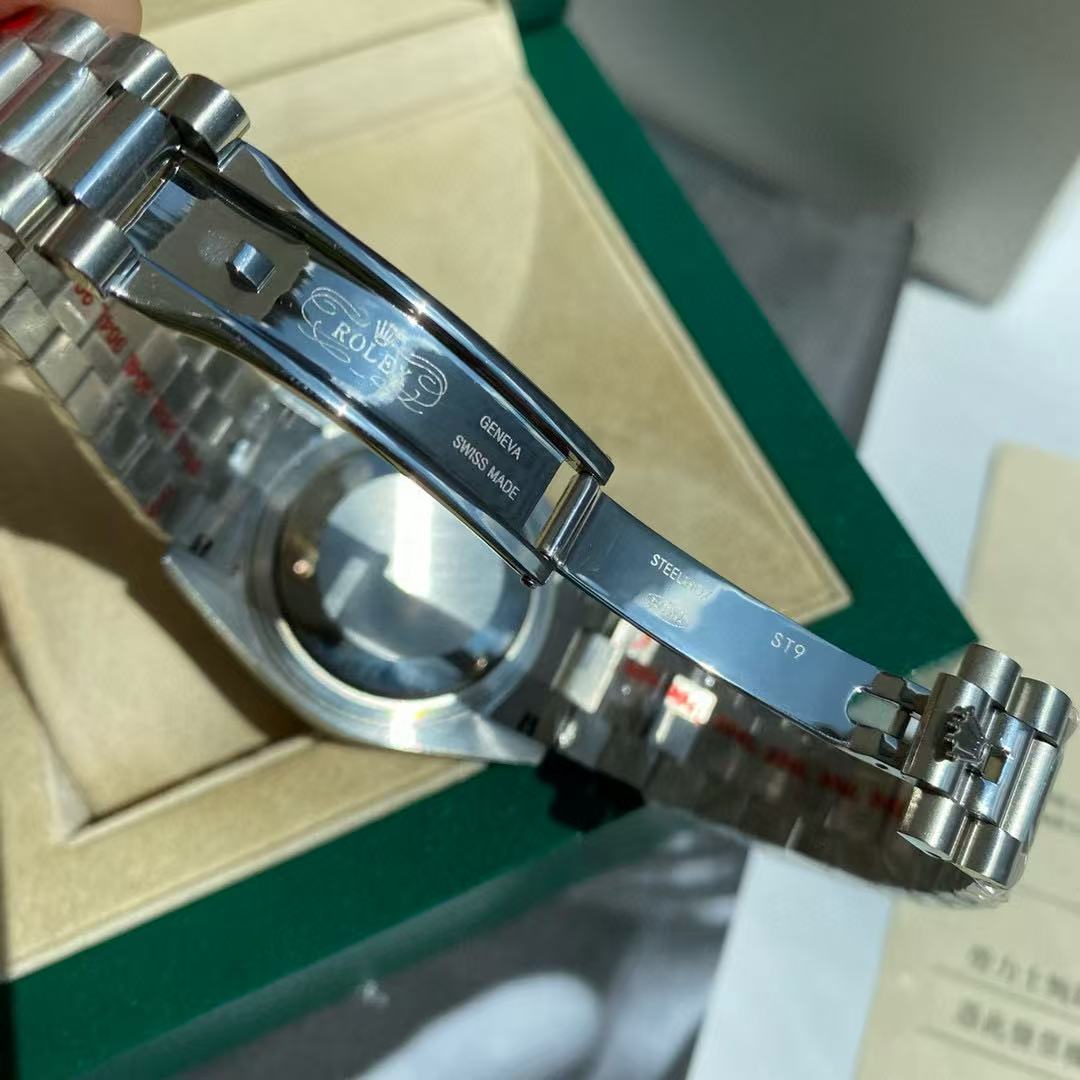 Rolex Day Date Watch - DopestKickz