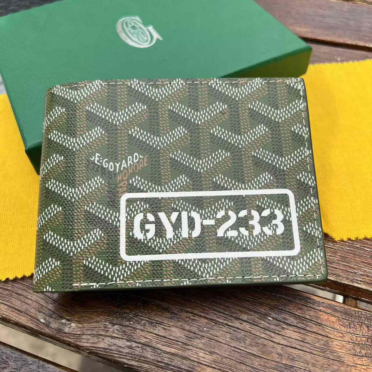 Goyard Victoire Wallet - DopestKickz