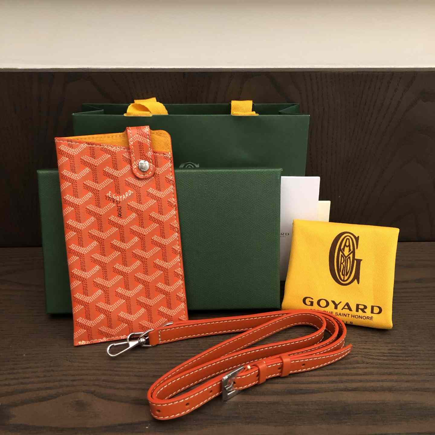 Goyard Montmartre GM Case - DopestKickz