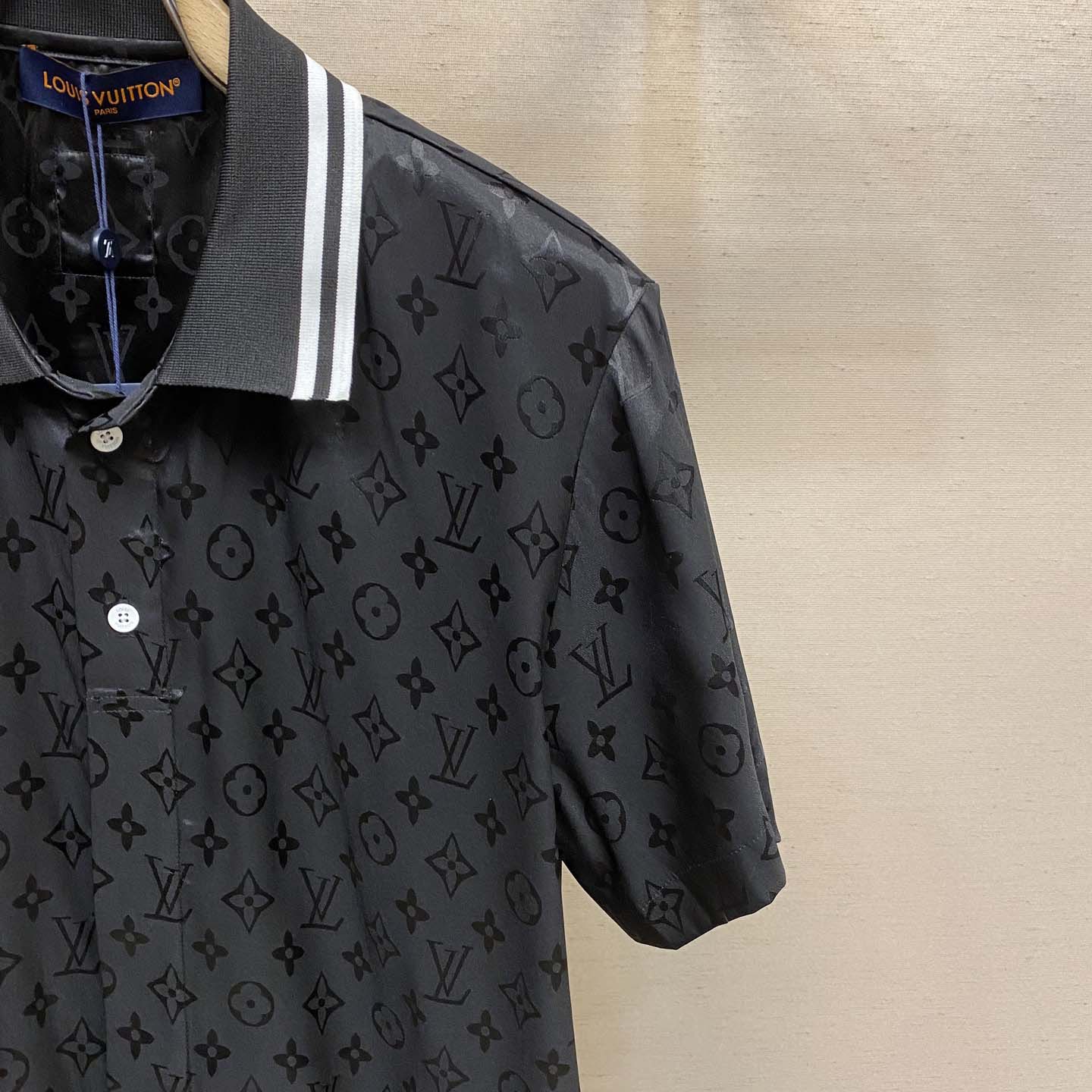 Louis Vuitton Monogram Moire Jacquard Short-Sleeved Silk Shirt   1AGTP1 - DopestKickz