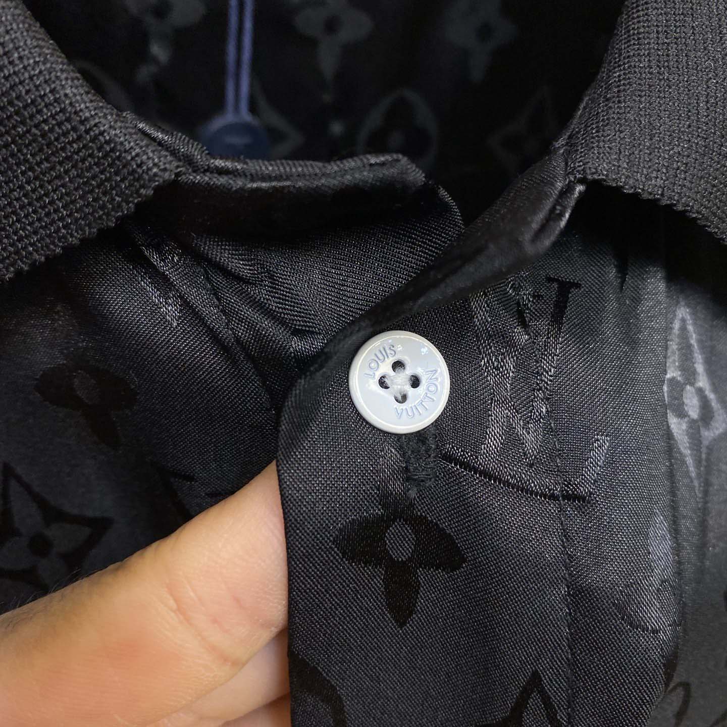 Louis Vuitton Monogram Moire Jacquard Short-Sleeved Silk Shirt   1AGTP1 - DopestKickz