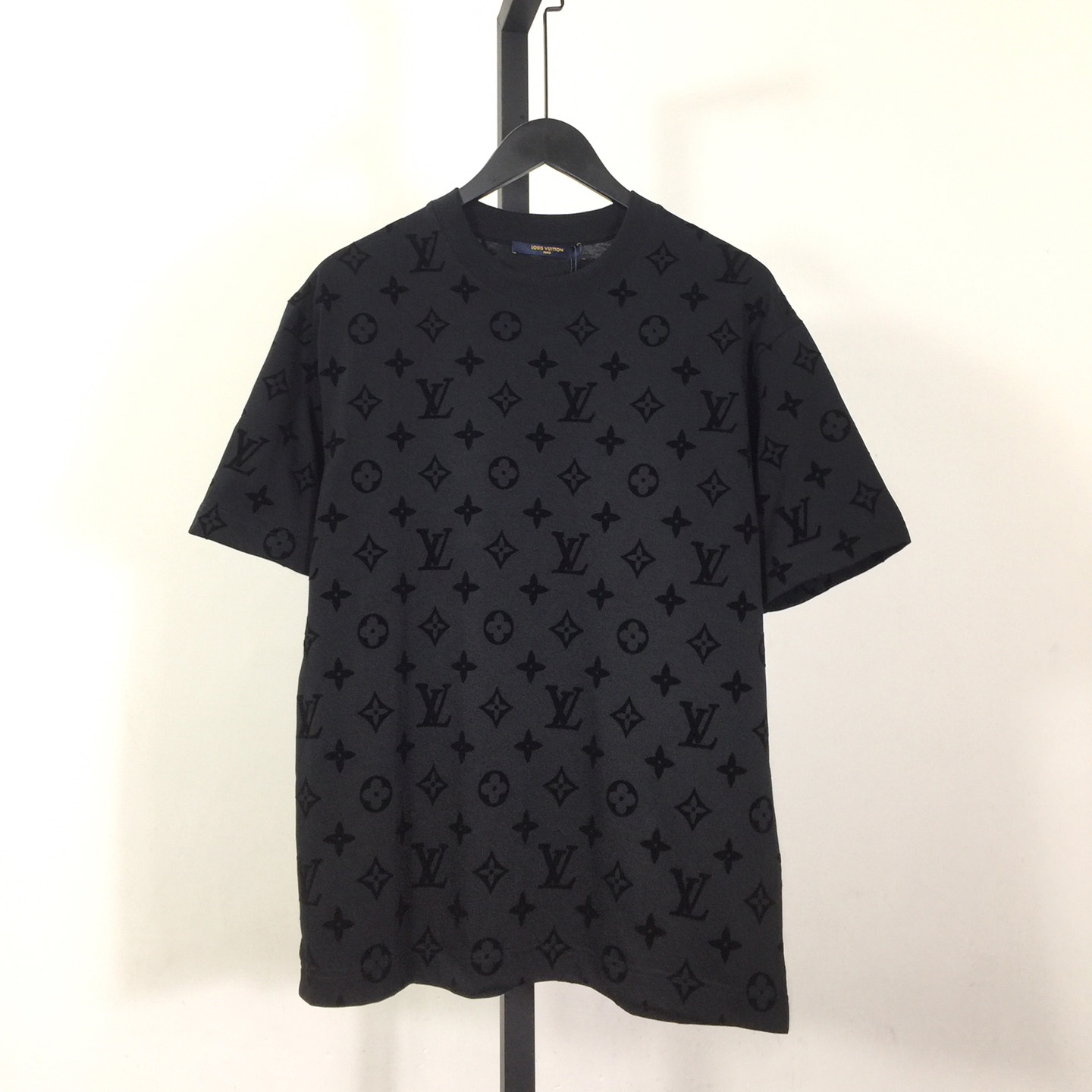 Louis Vuitton Monogram T-shirt - DopestKickz