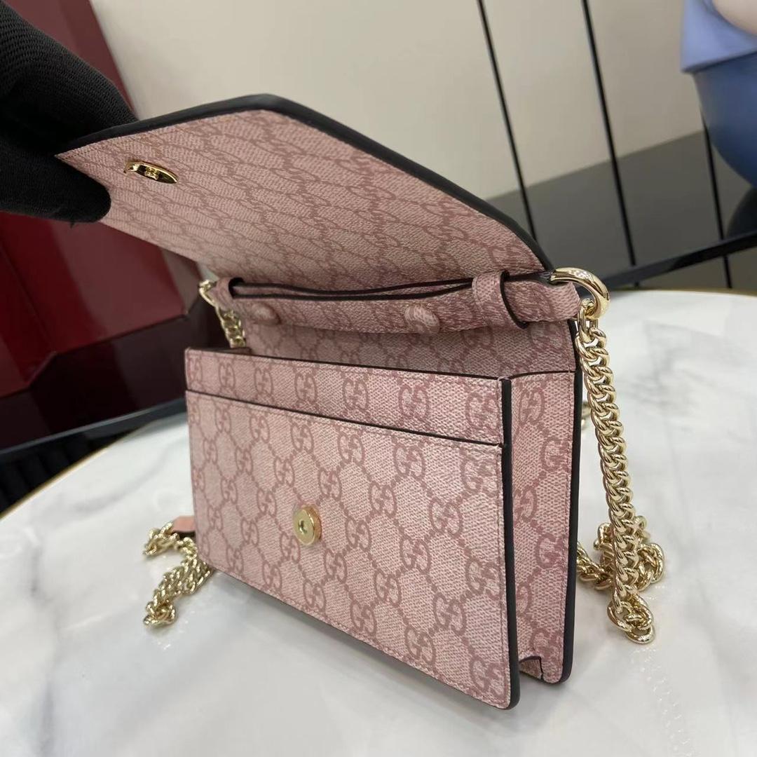 Gucci GG Emblem Wallet On Chain - DopestKickz