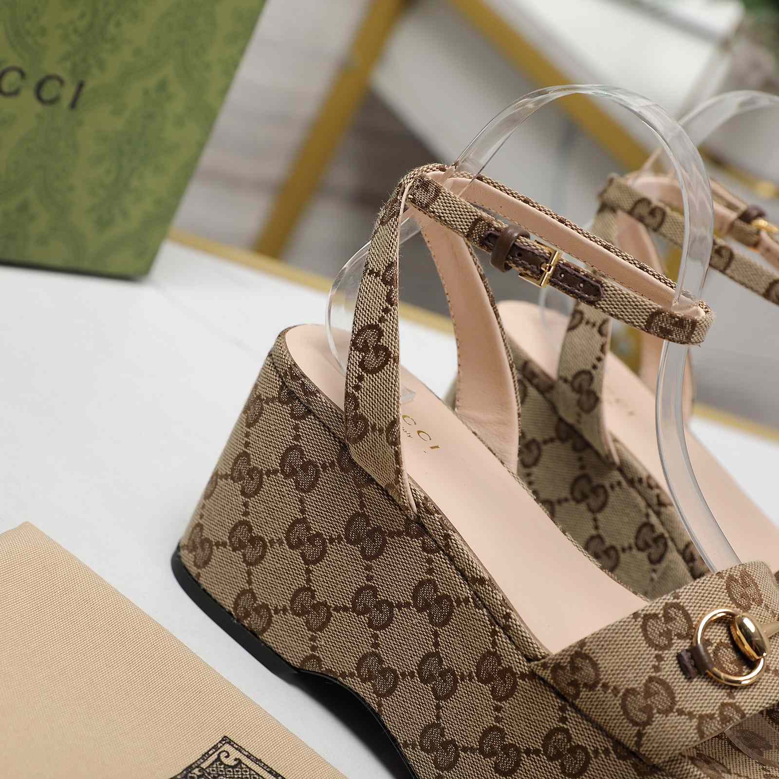 Gucci Women's Horsebit flatform Sandal - DopestKickz