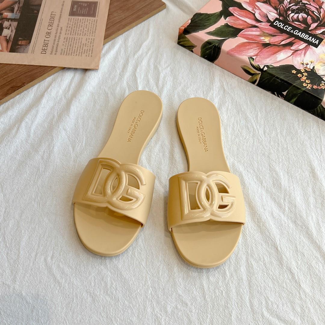 Dolce & Gabbana Women's Sandals - DopestKickz