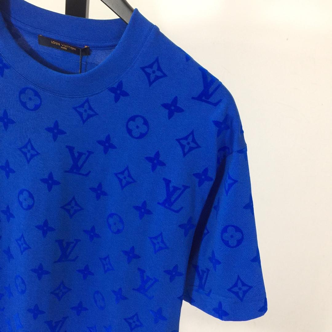 Louis Vuitton Monogram T-shirt - DopestKickz