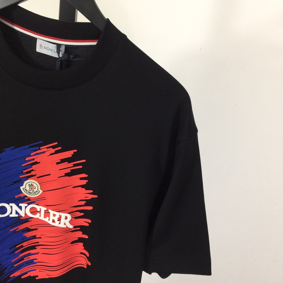 Moncler Logo T-Shirt - DopestKickz
