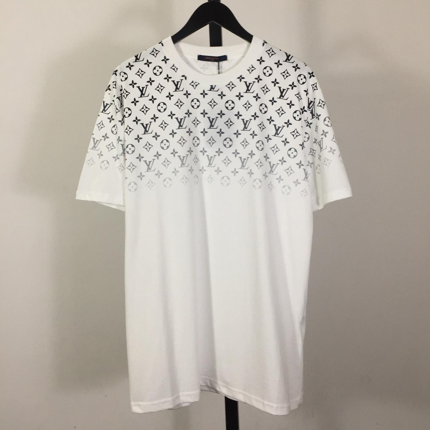 Louis Vuitton Gradient Cotton T-Shirt    1AHUG3 - DopestKickz