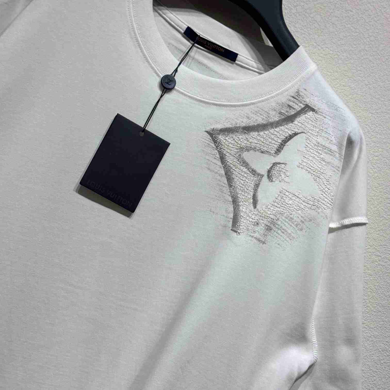 Louis Vuitton Short-Sleeved Cotton Crewneck    - DopestKickz