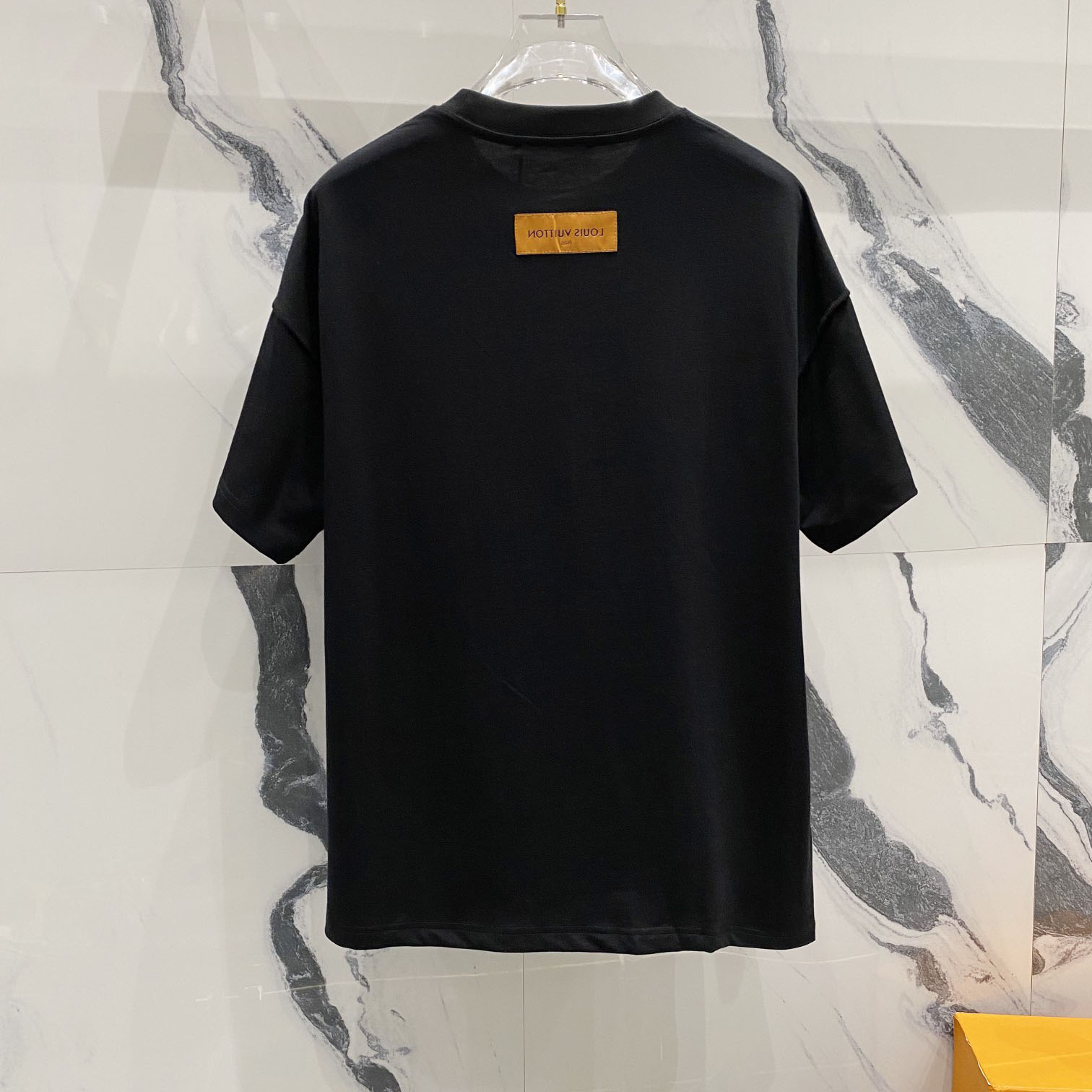 Louis Vuitton Embellished Short-Sleeved Cotton Crewneck   1AFRJG - DopestKickz
