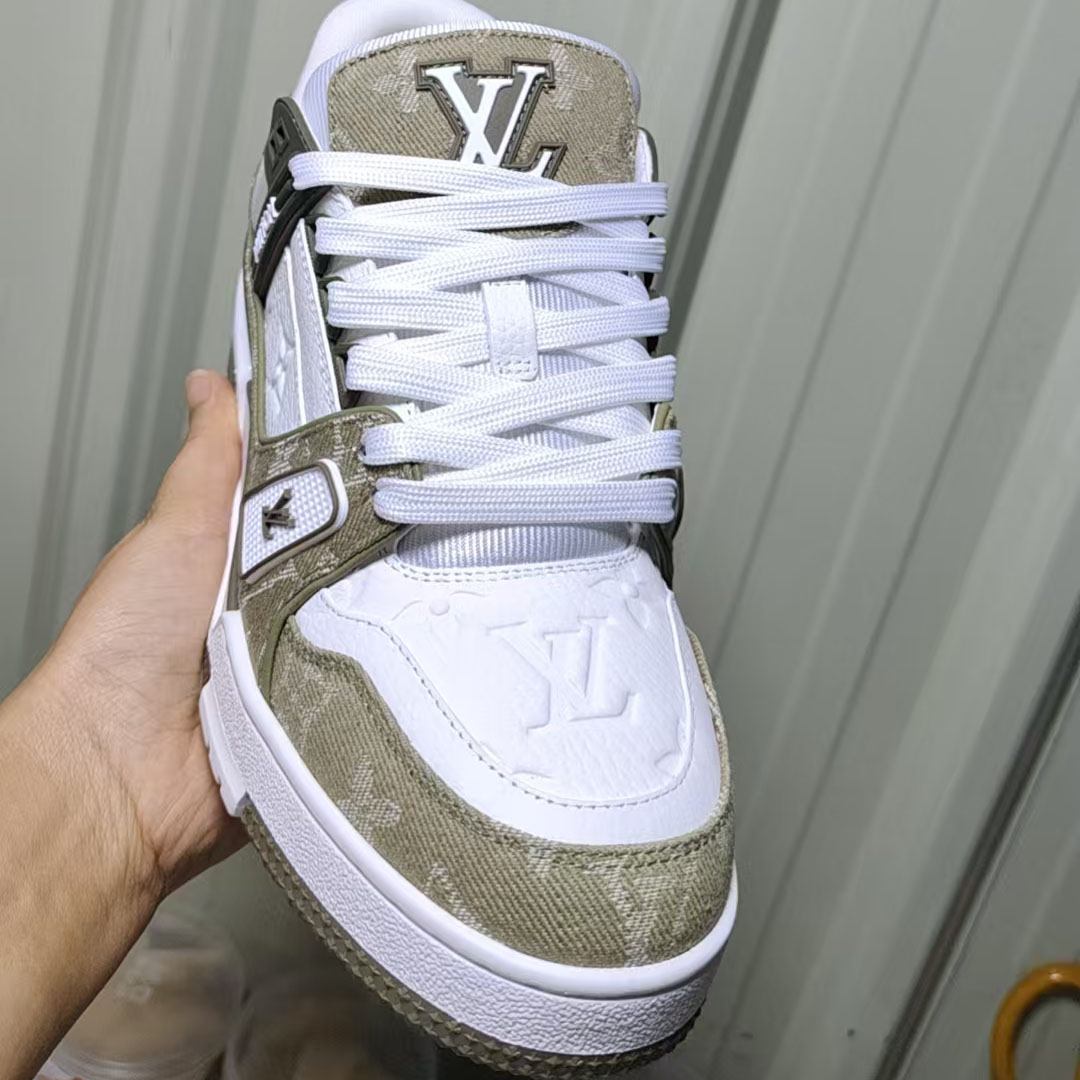 Louis Vuitton LV Trainer Sneaker   1AIKN3 - DopestKickz