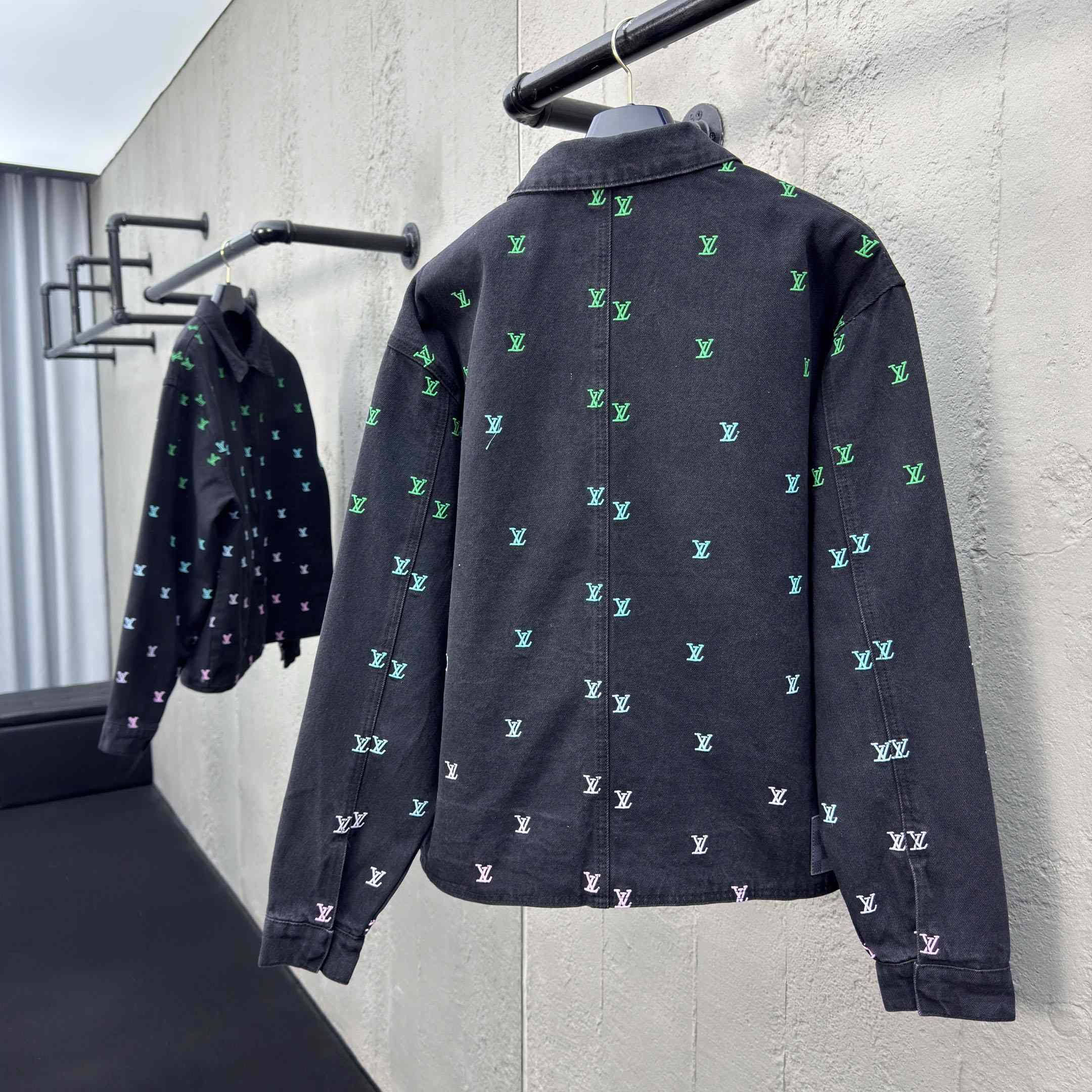 Louis Vuitton LV Blason Gradient Embroidered Denim Coach Jacket   1AGTEB - DopestKickz