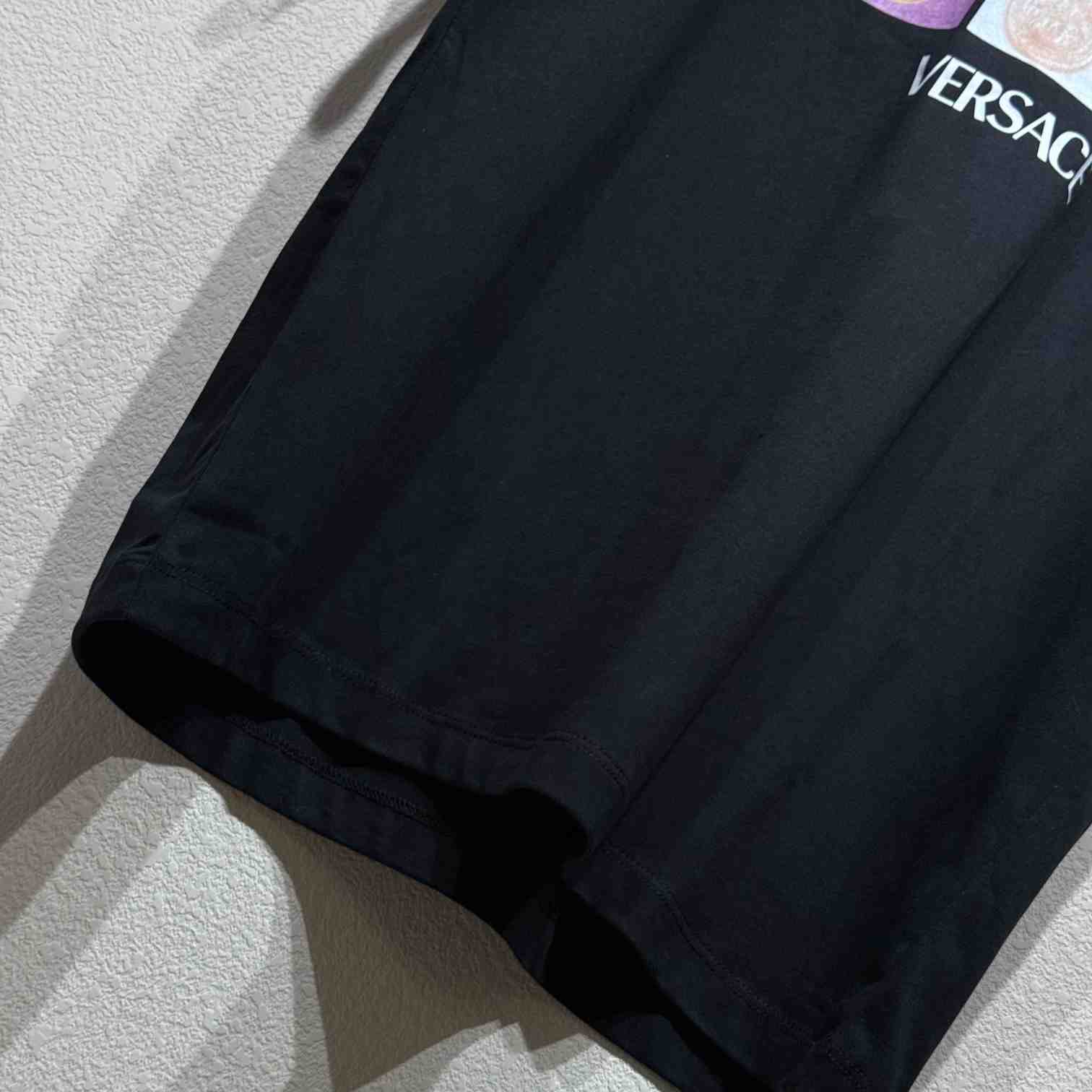 Versace Pop Jewels T-shirt - DopestKickz