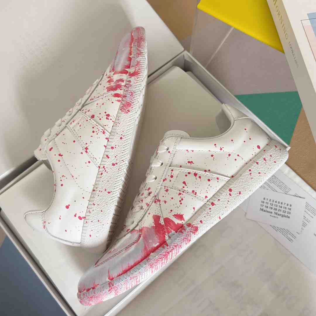 Maison Margiela Replica 'Paint Splatter - White Red' - DopestKickz