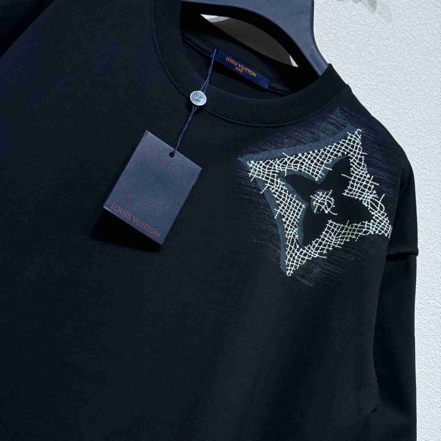 Louis Vuitton Short-Sleeved Cotton Crewneck    - DopestKickz