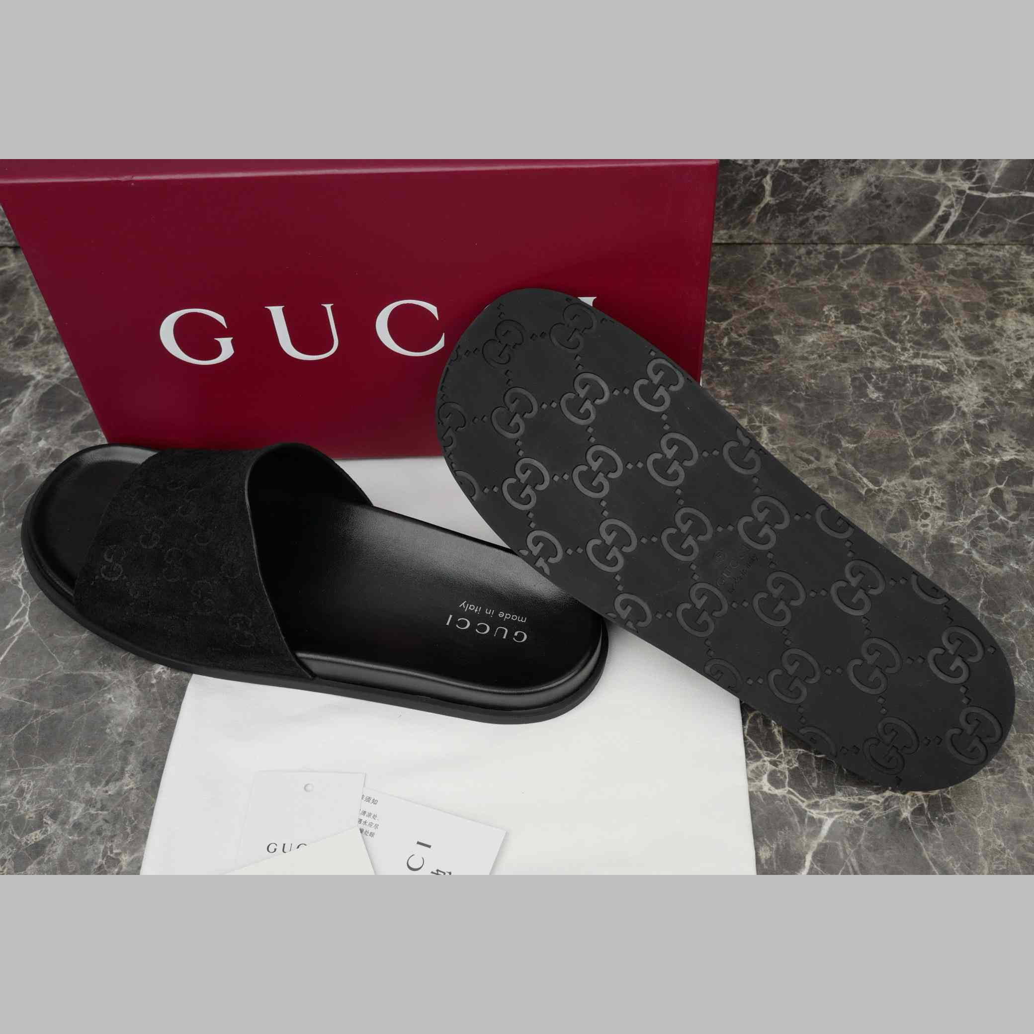 Gucci Men's Slide Sandal - DopestKickz