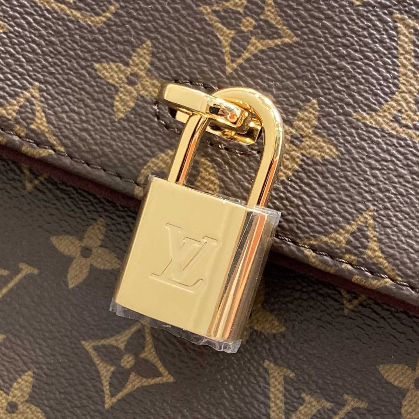 Louis Vuitton Hide Away MM   M14473 - DopestKickz