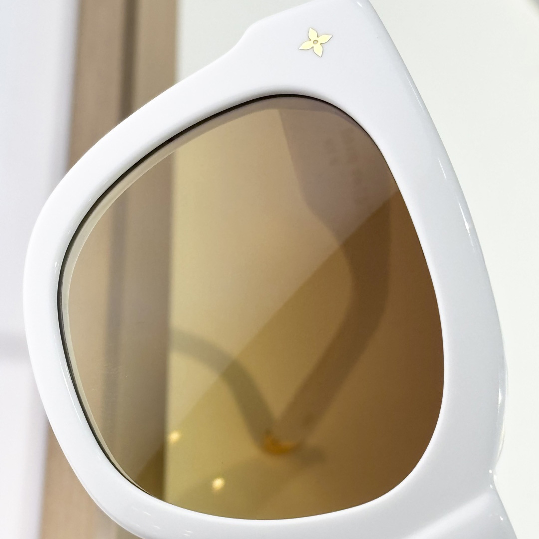 Louis Vuitton LV x TM My Monogram Multicolor Square Sunglasses  Z2725W - DopestKickz
