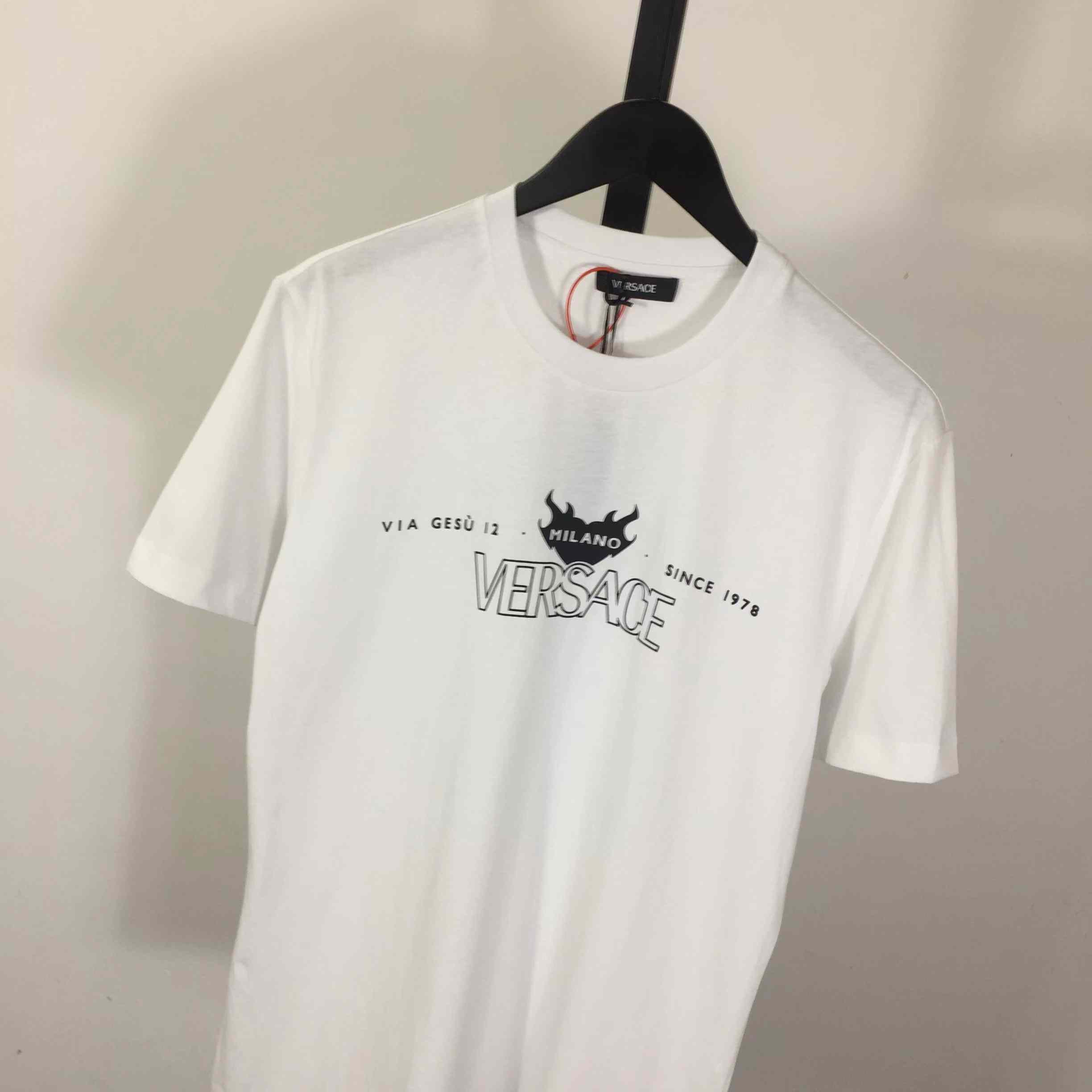 Versace Logo T-shirt - DopestKickz