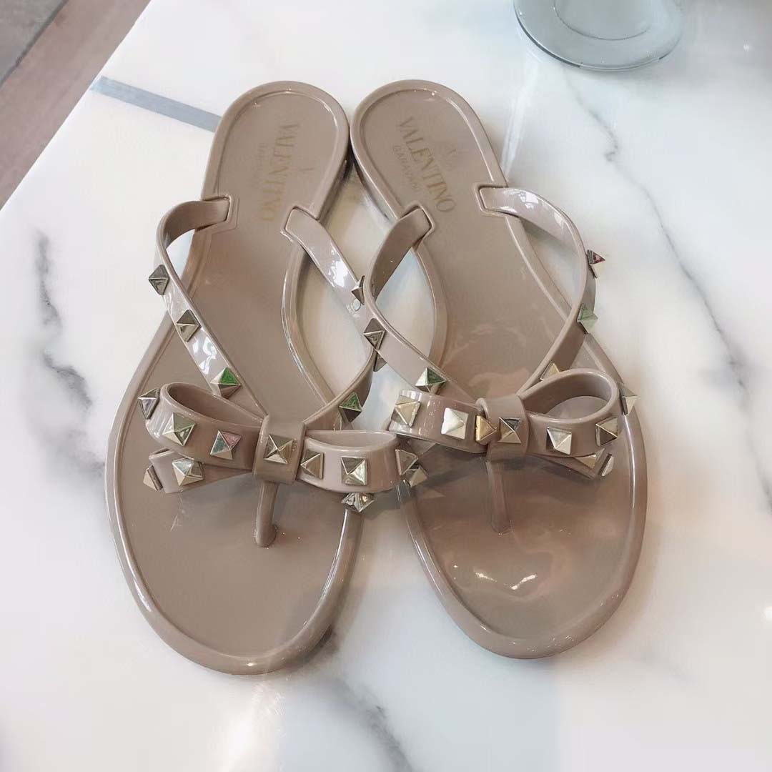 Valenti  Garavani Rockstud PVC Flip Flop - DopestKickz