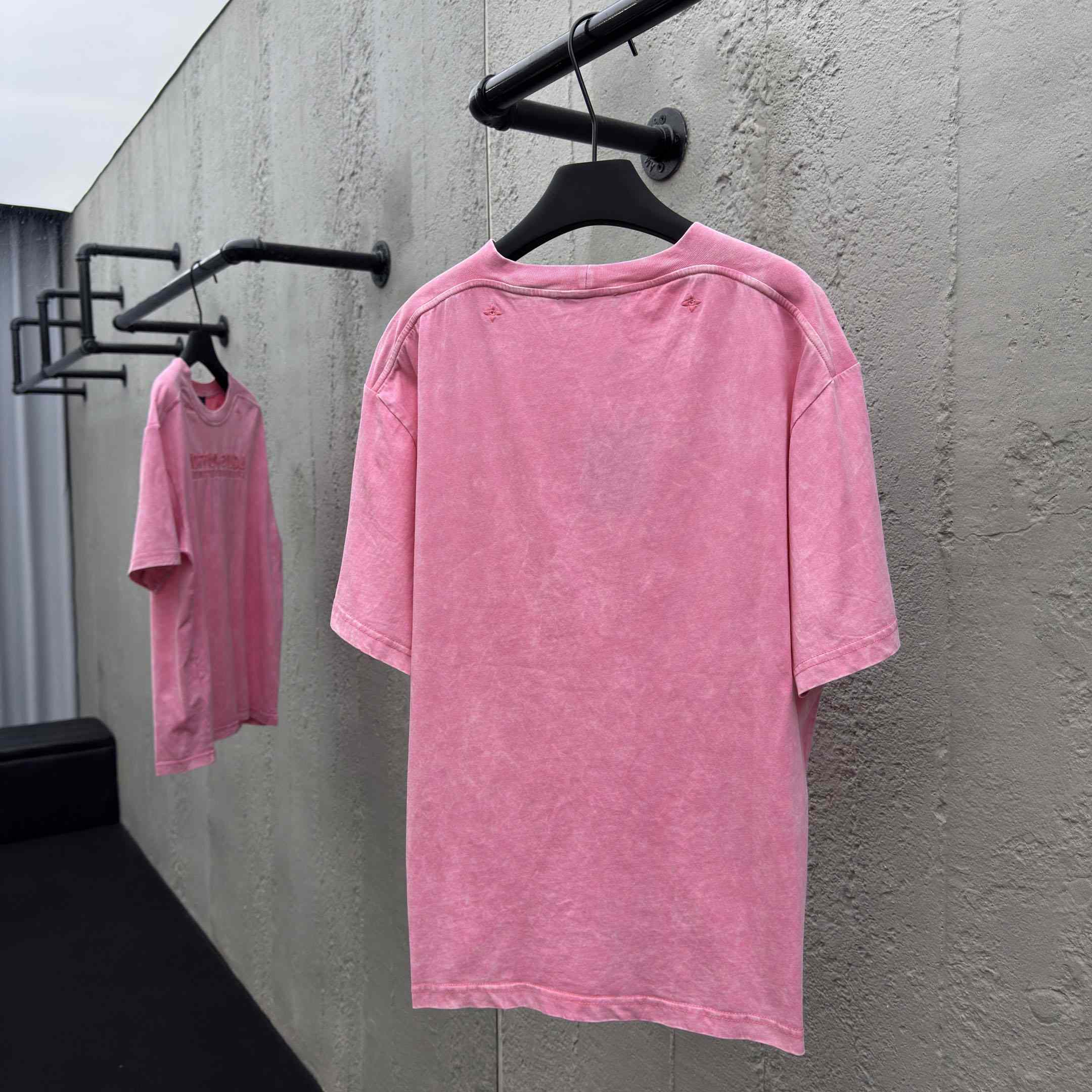 Louis Vuitton Washed Ribbed T-Shirt   1AHWA0 - DopestKickz