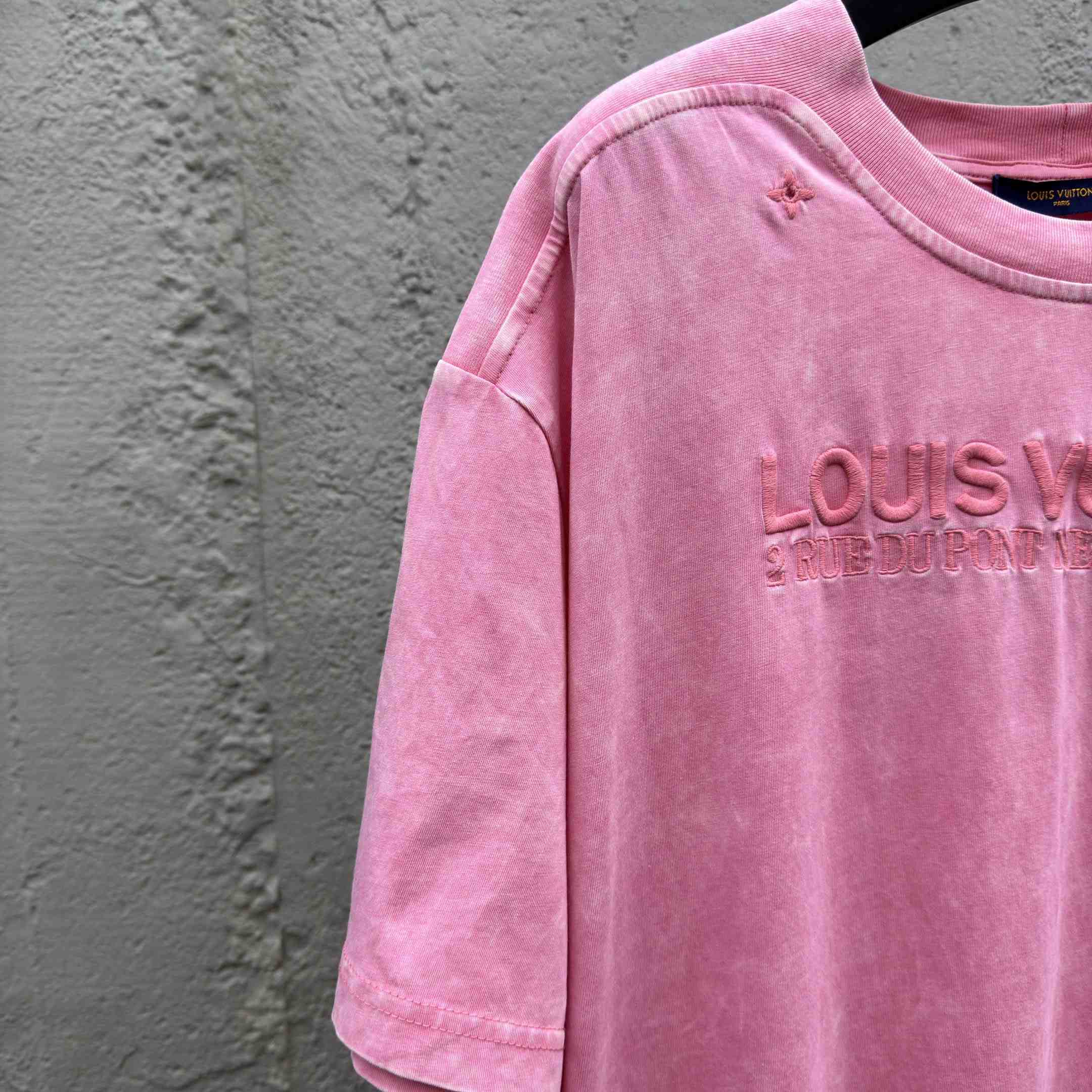 Louis Vuitton Washed Ribbed T-Shirt   1AHWA0 - DopestKickz