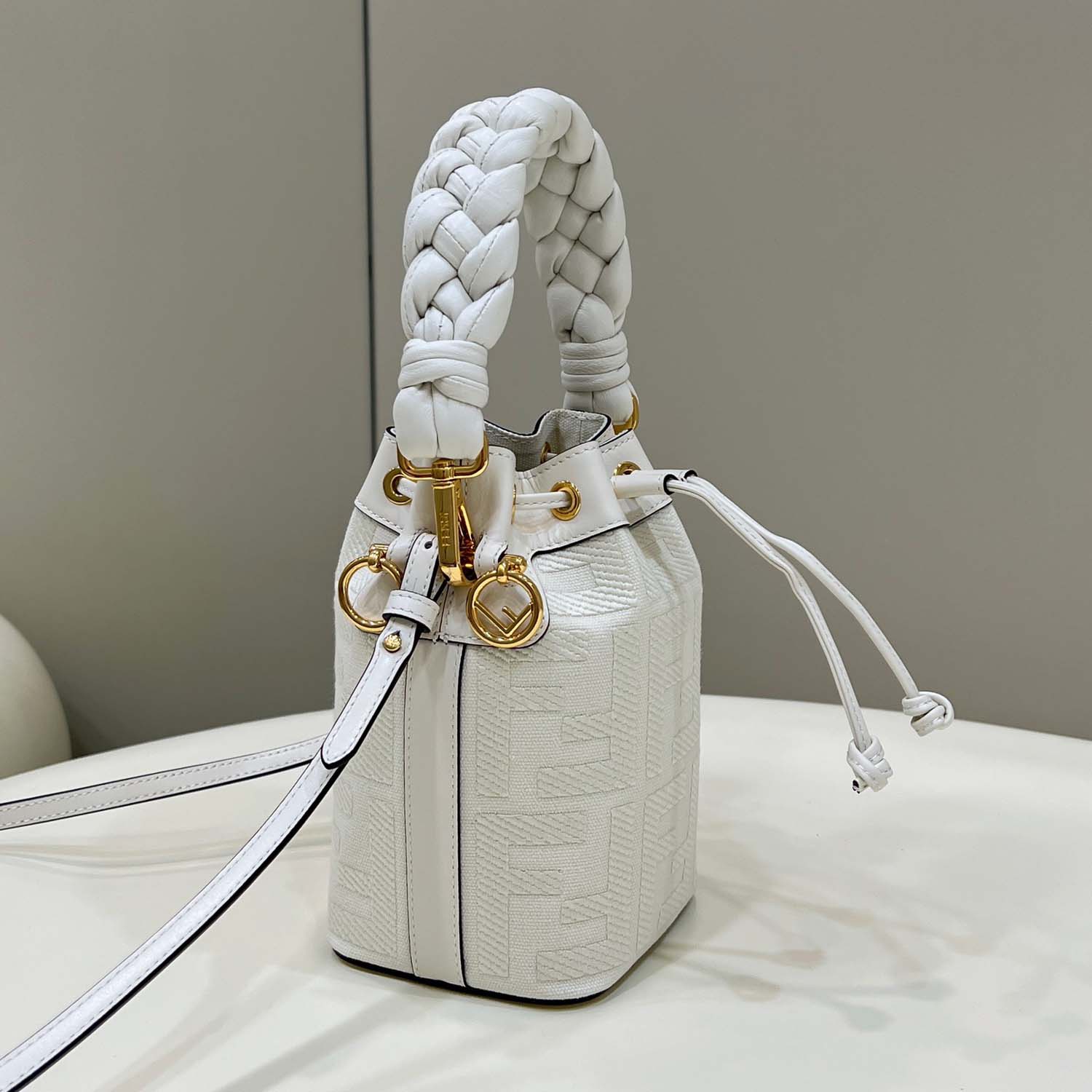 Fendi Mon Tresor Leather White  12×18×10cm - DopestKickz