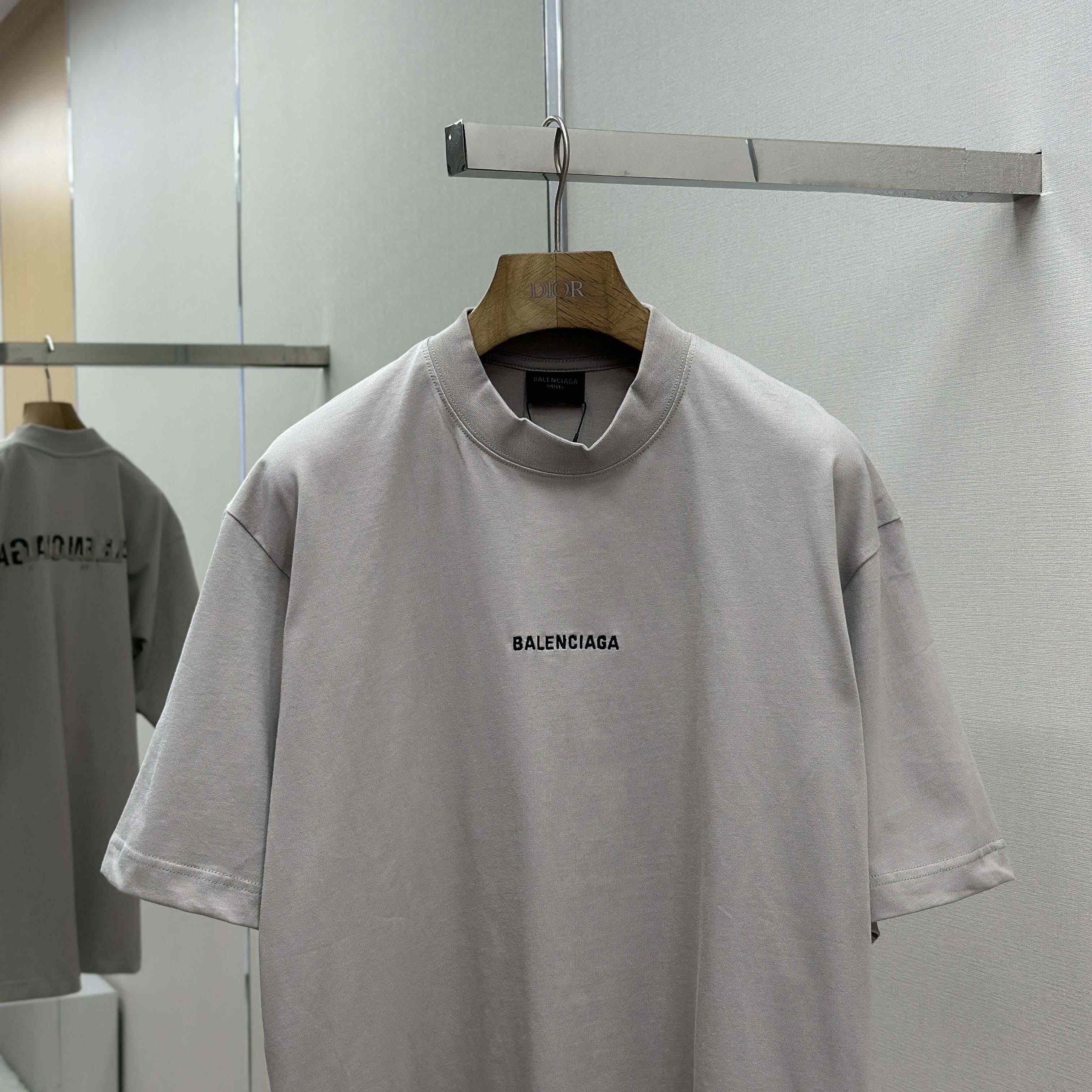 Balenciaga Unisex Medium-fit T-shirt In Vintage-jersey - DopestKickz