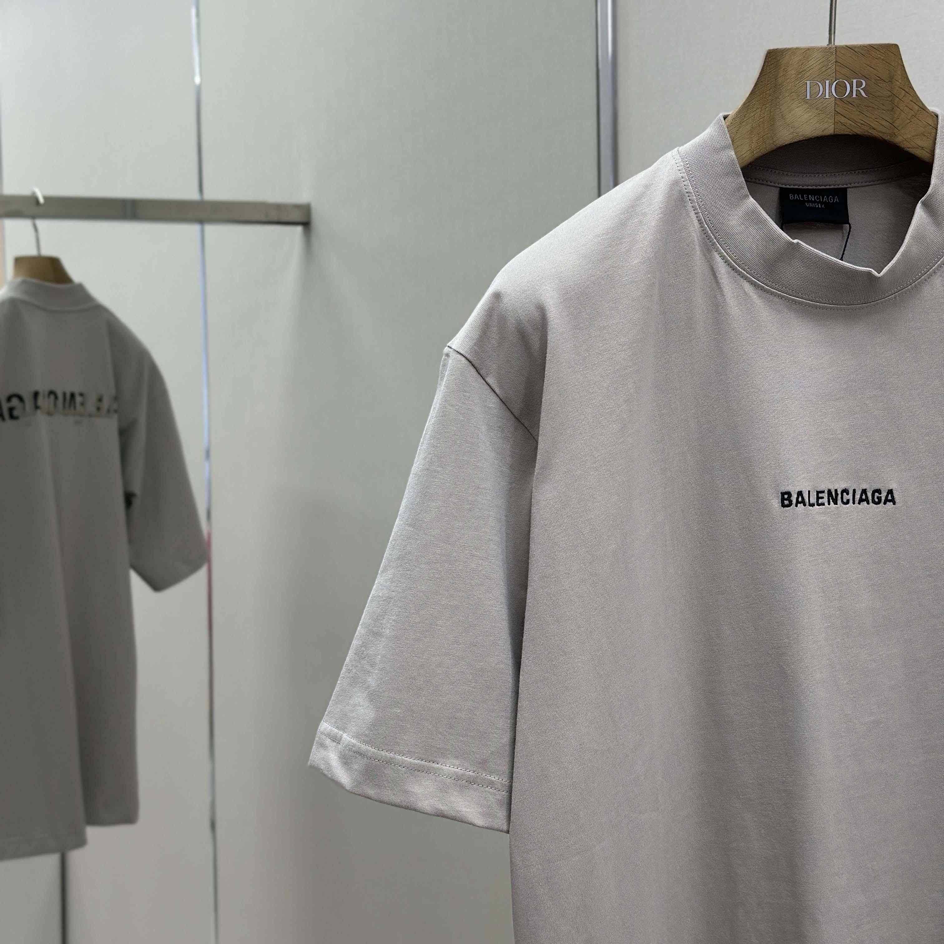 Balenciaga Unisex Medium-fit T-shirt In Vintage-jersey - DopestKickz