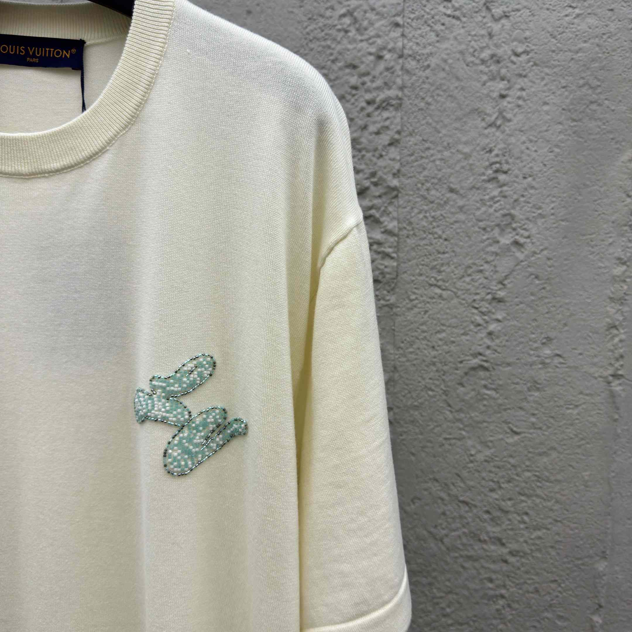 Louis Vuitton Embellished Short-Sleeved Crewneck   1AHVOA - DopestKickz