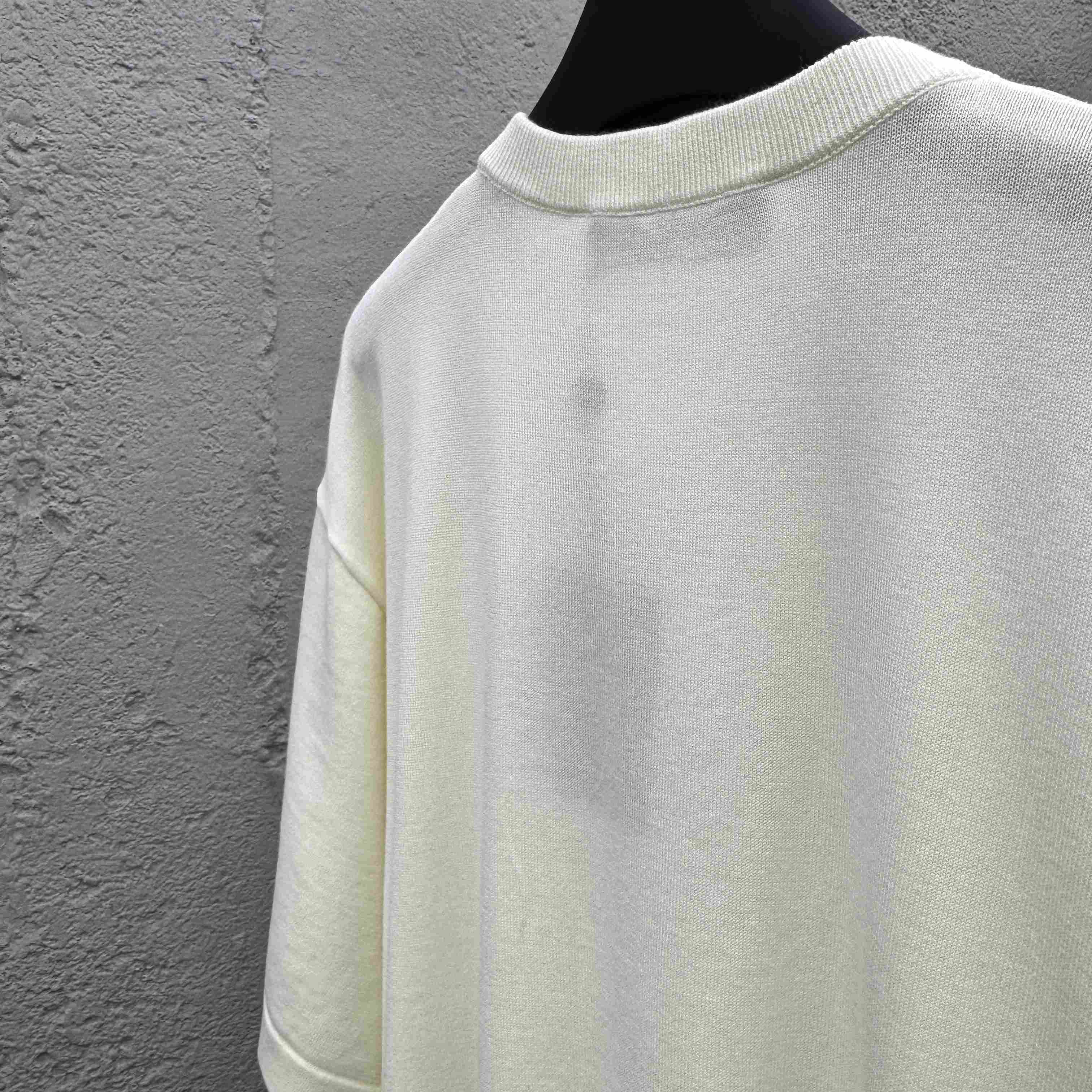 Louis Vuitton Embellished Short-Sleeved Crewneck   1AHVOA - DopestKickz