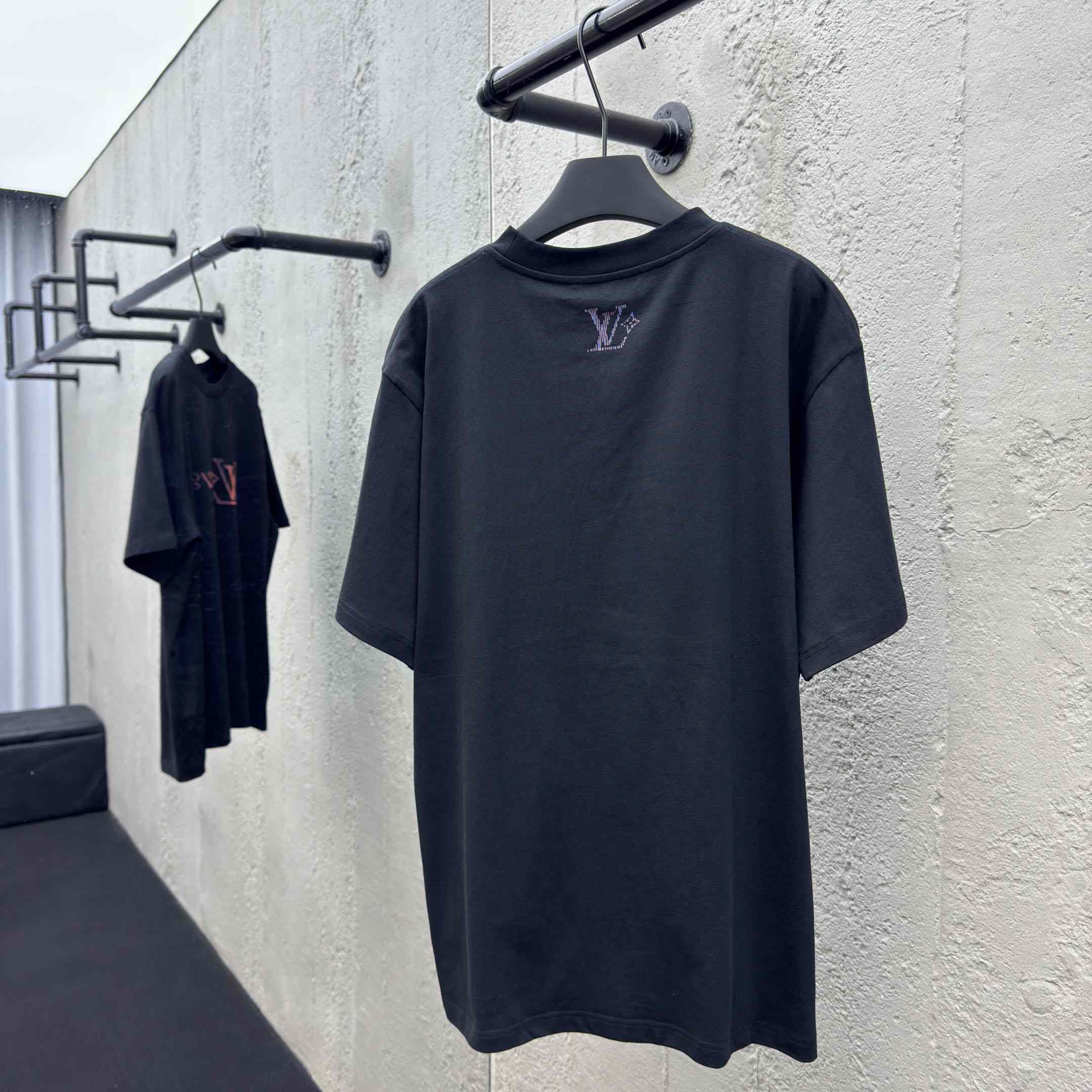 Louis Vuitton Iridescent LV Vers T-Shirt   1AGTSD - DopestKickz