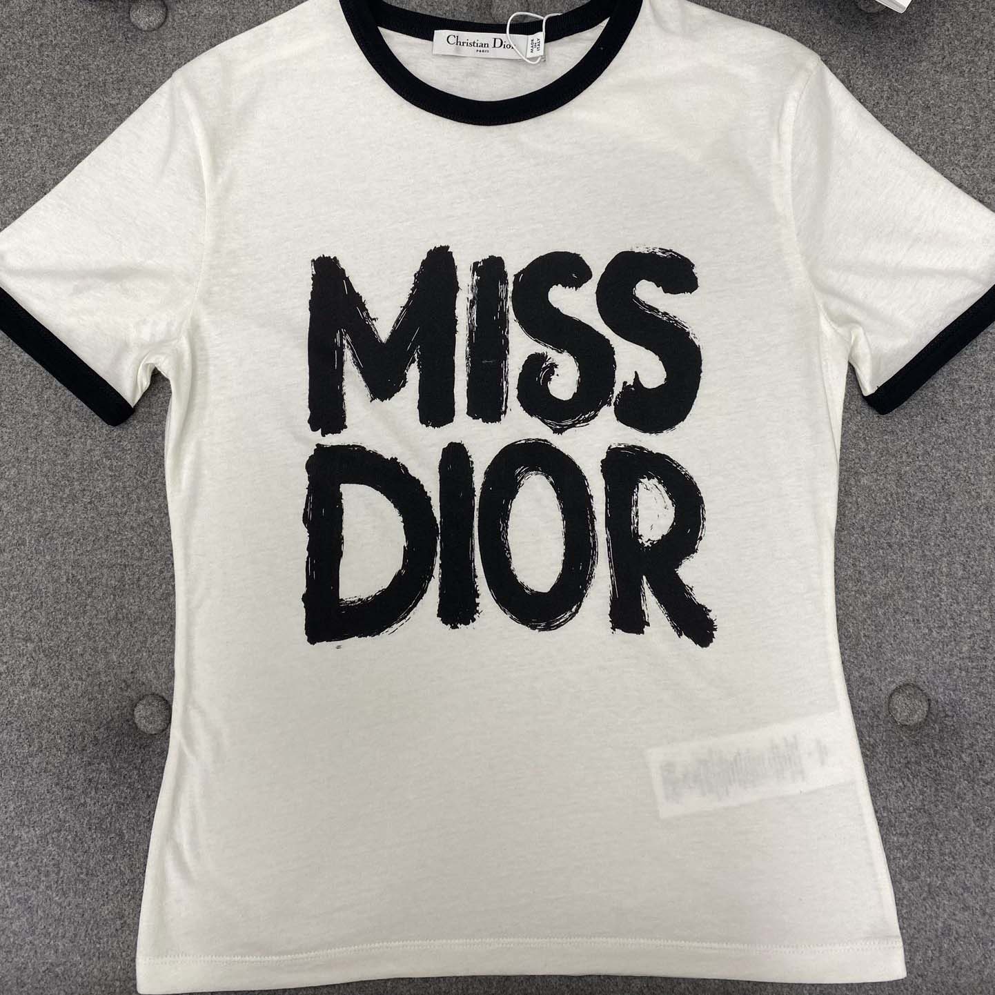 Dior T-Shirt White Cotton and Linen Jersey with Red Miss Dior Graffiti Motif - DopestKickz
