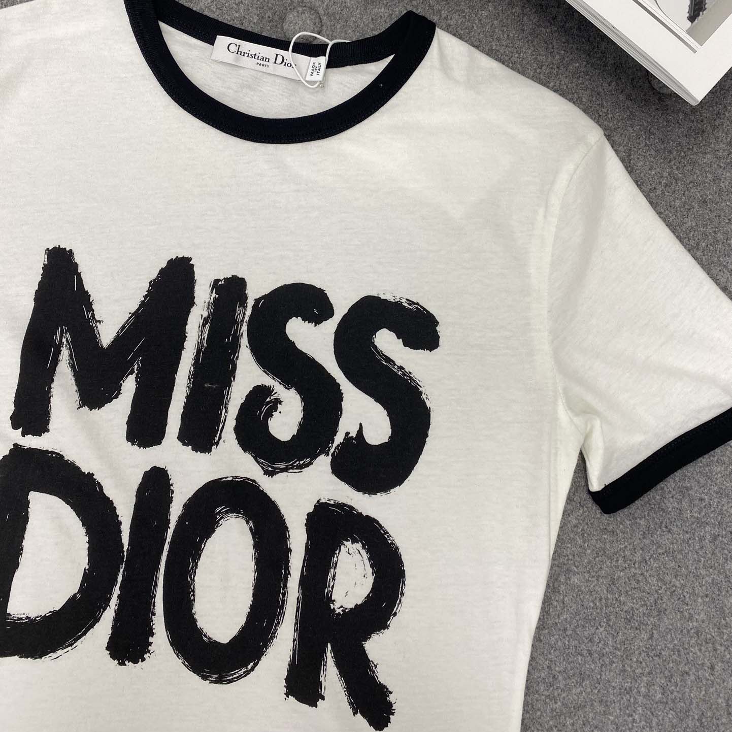 Dior T-Shirt White Cotton and Linen Jersey with Red Miss Dior Graffiti Motif - DopestKickz