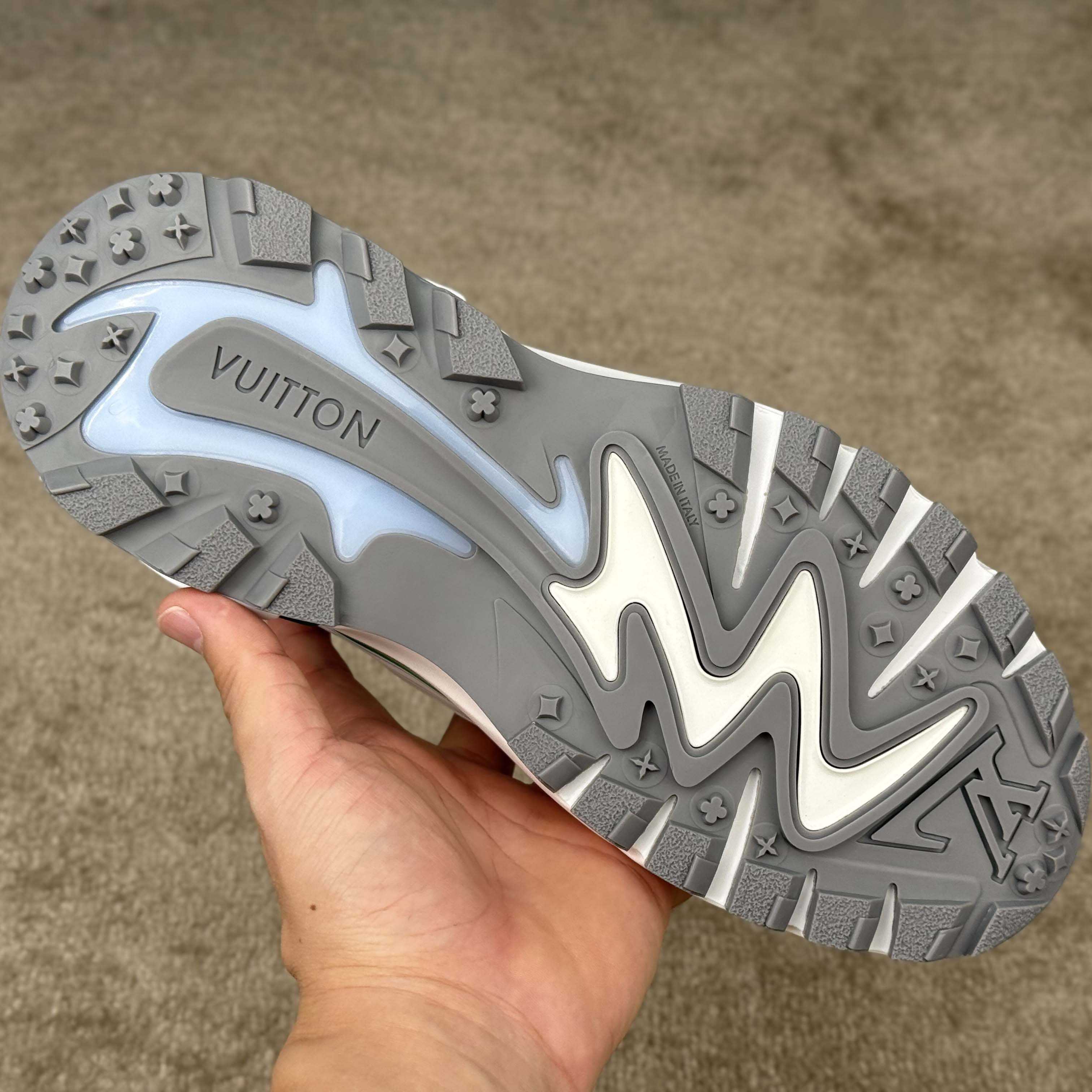 Louis Vuitton LV Runner Tatic Sneaker     1AHTVV - DopestKickz