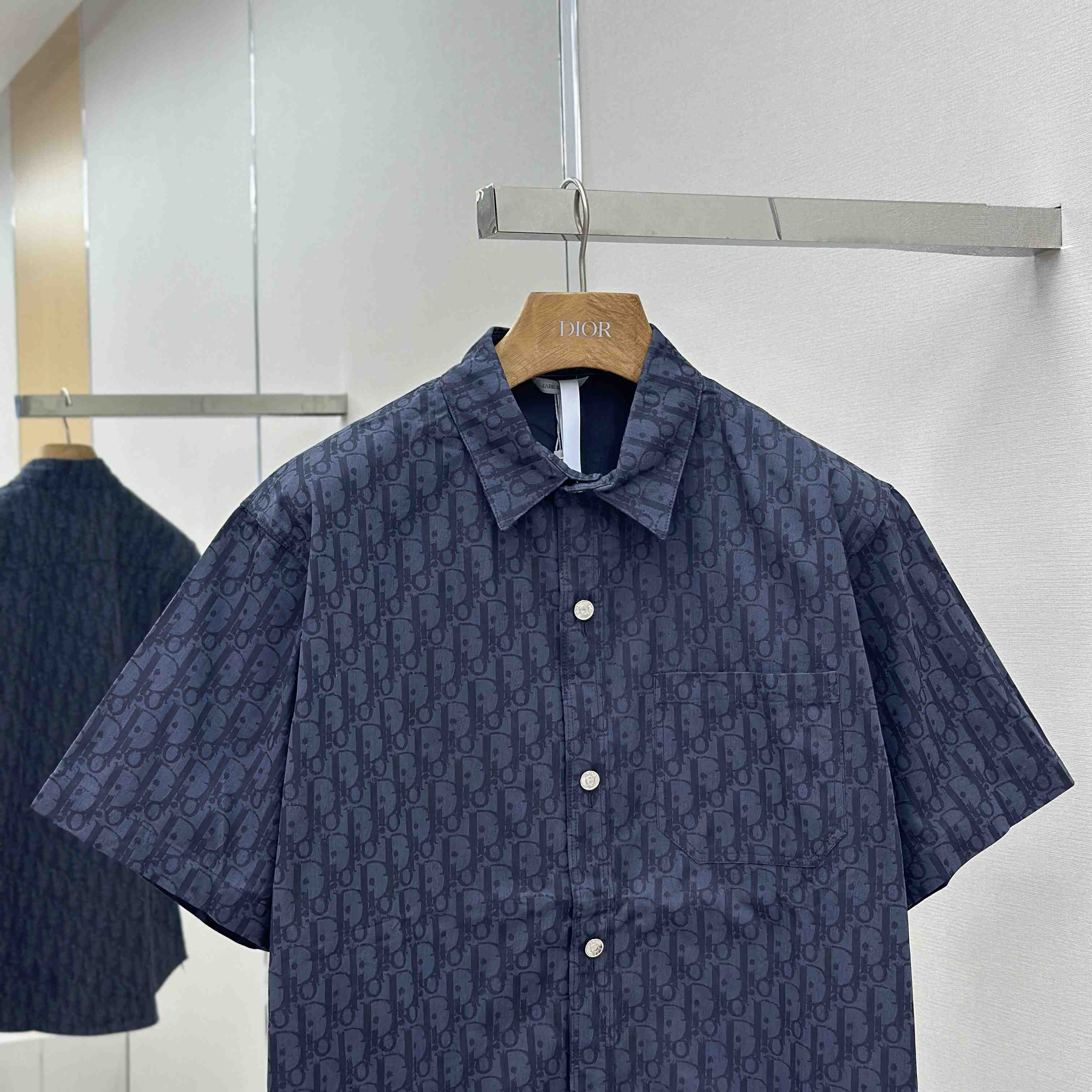 Dior Oblique Short-Sleeved Shirt - DopestKickz