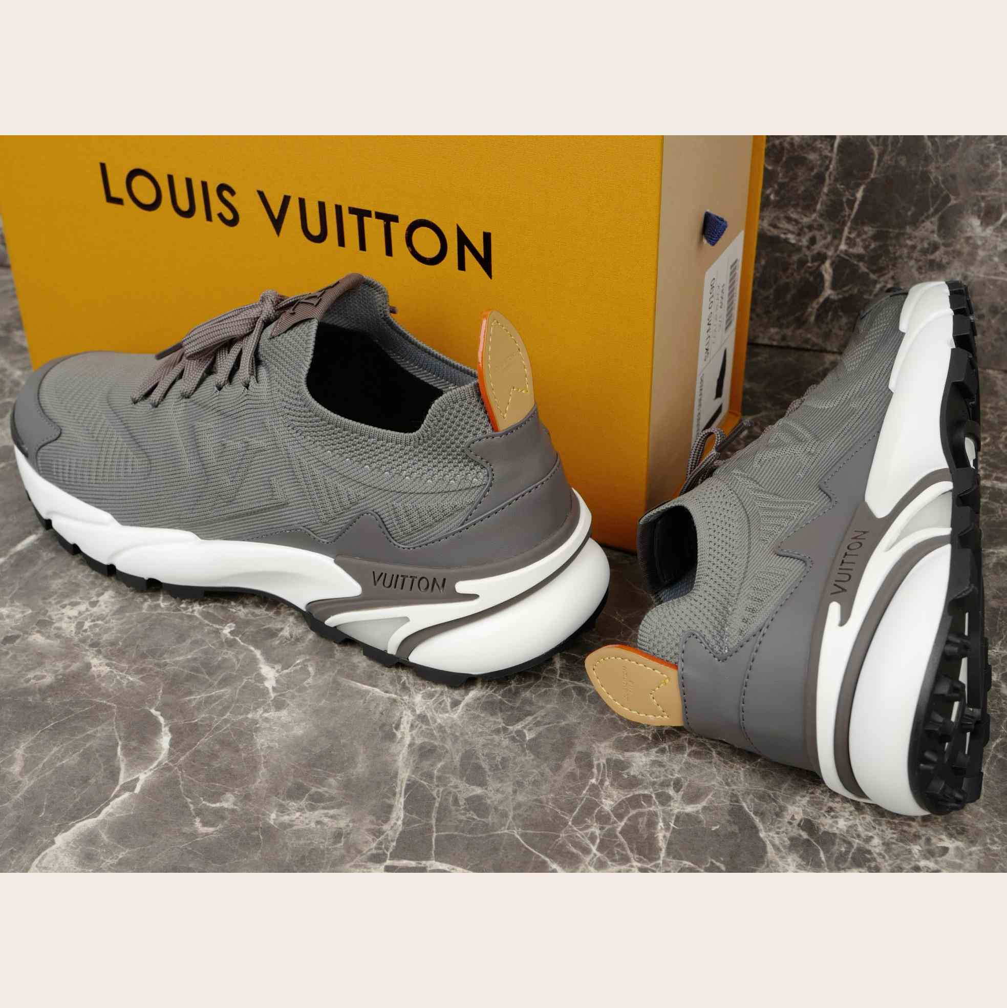 Louis Vuitton LV Runner Tatic Sneaker   1AILJM - DopestKickz