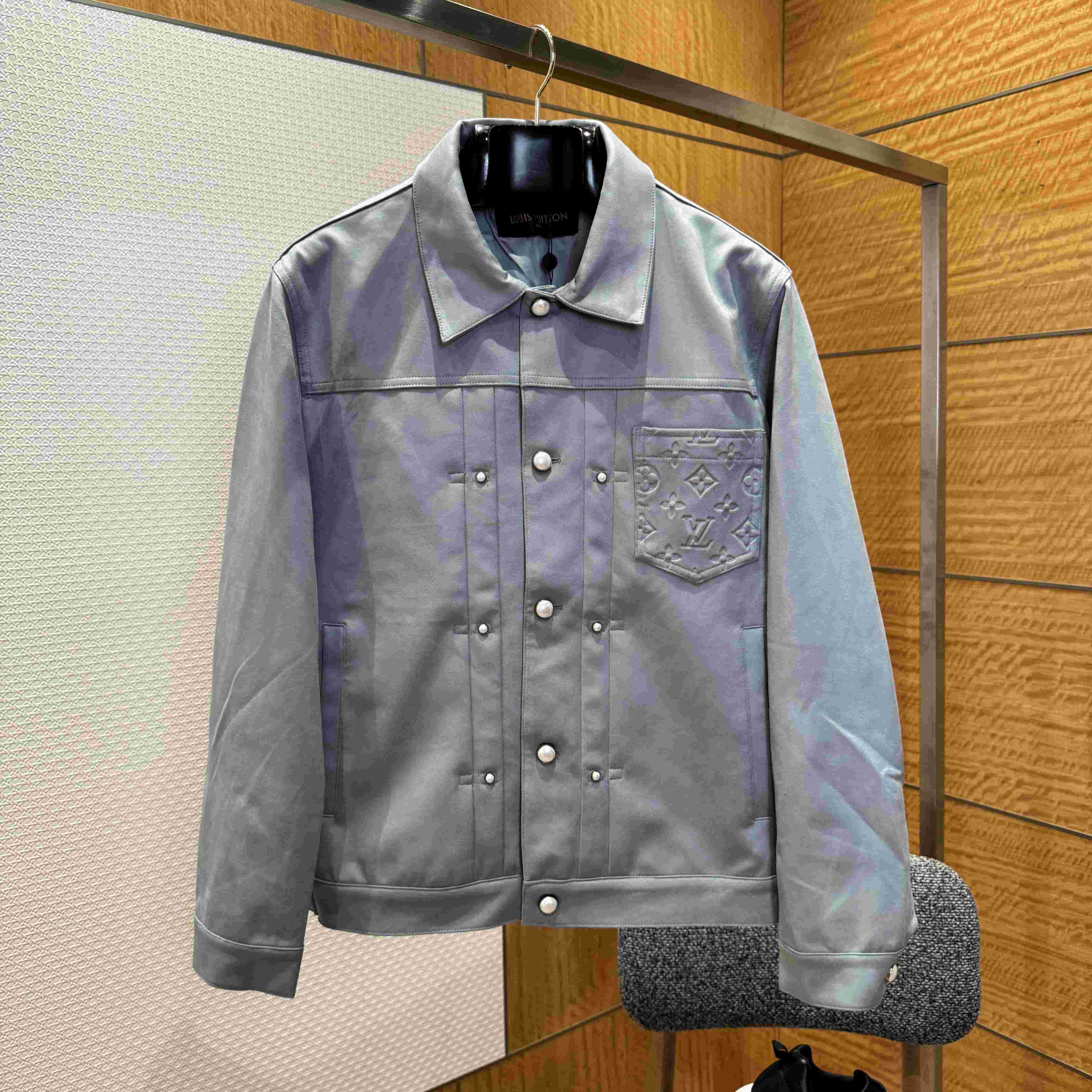 Louis Vuitton Suede Leather Type II Trucker Jacket   1AHVLO - DopestKickz