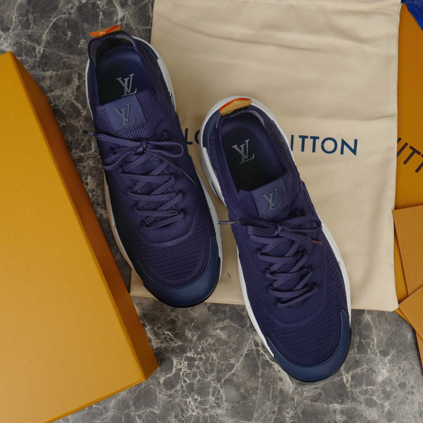 Louis Vuitton LV Runner Tatic Sneaker   1AILK6 - DopestKickz