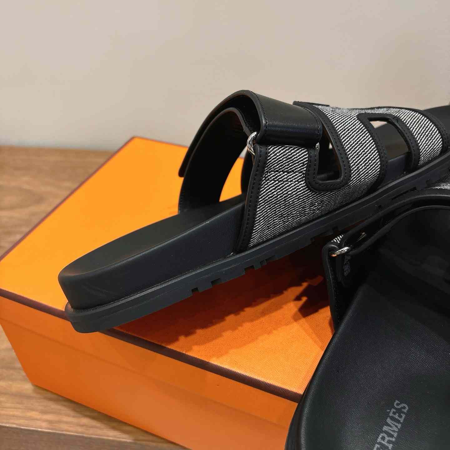 Hermes Chypre Sandal - DopestKickz