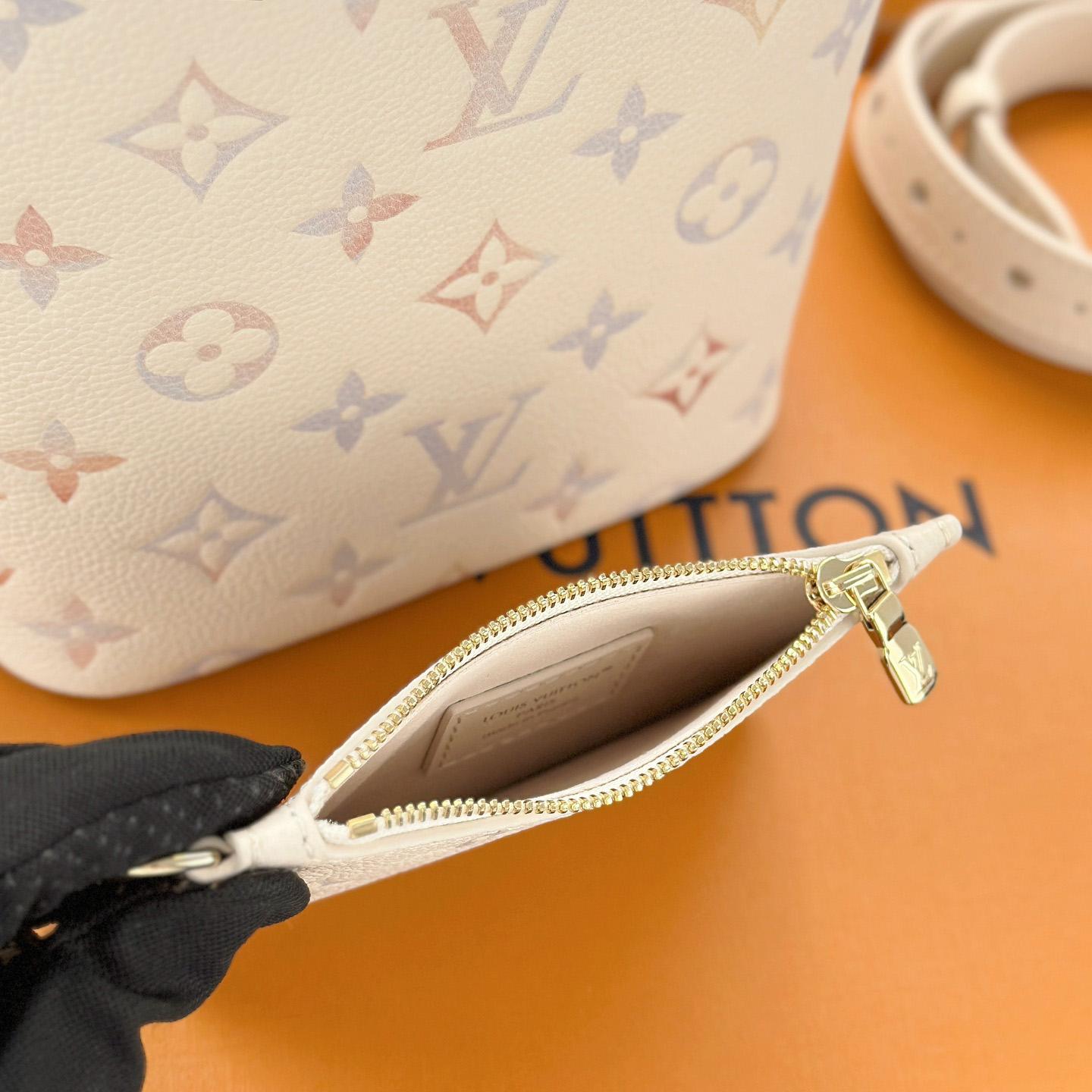Louis Vuitton All In BB   M25673 - DopestKickz