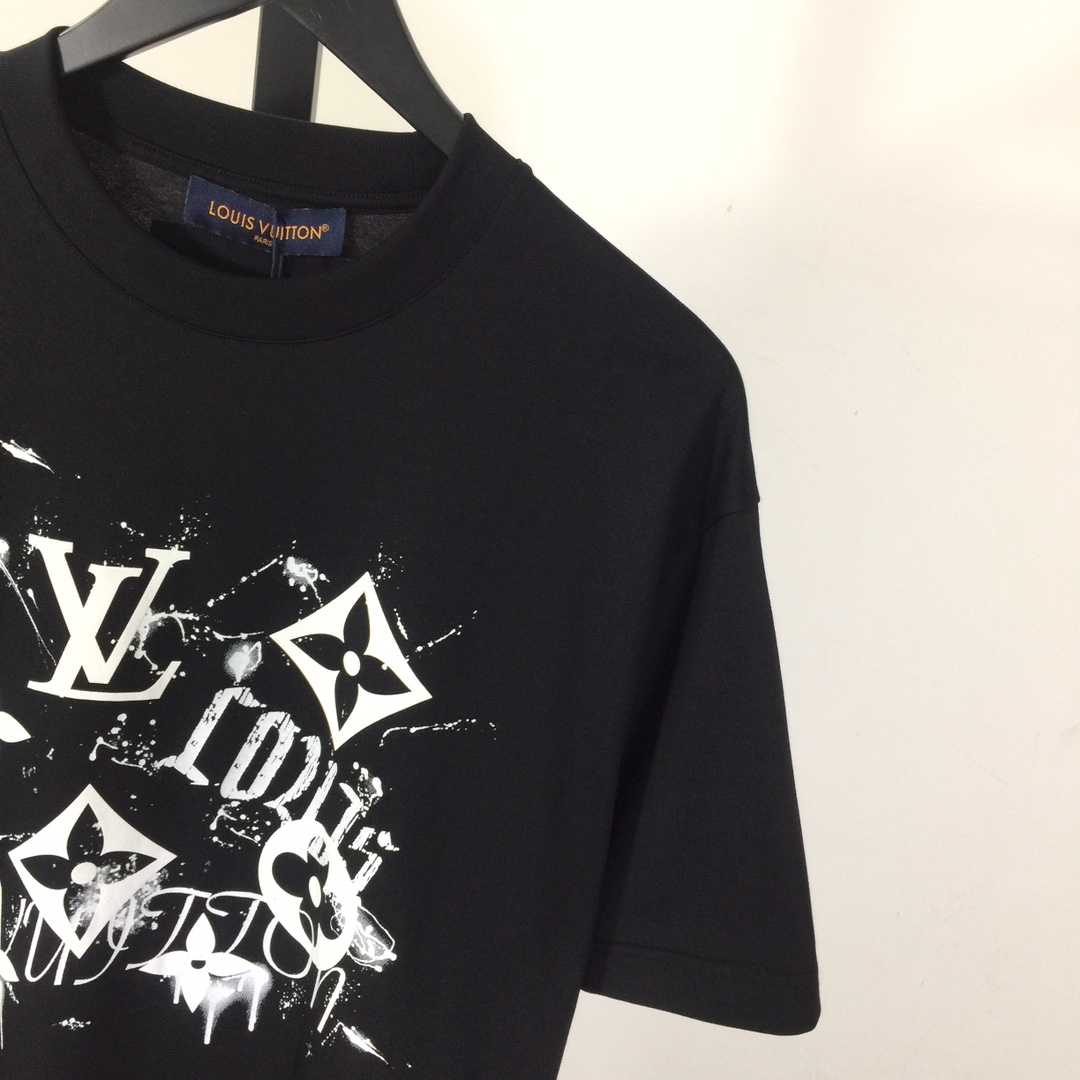 Louis Vuitton Cotton T-shirt - DopestKickz